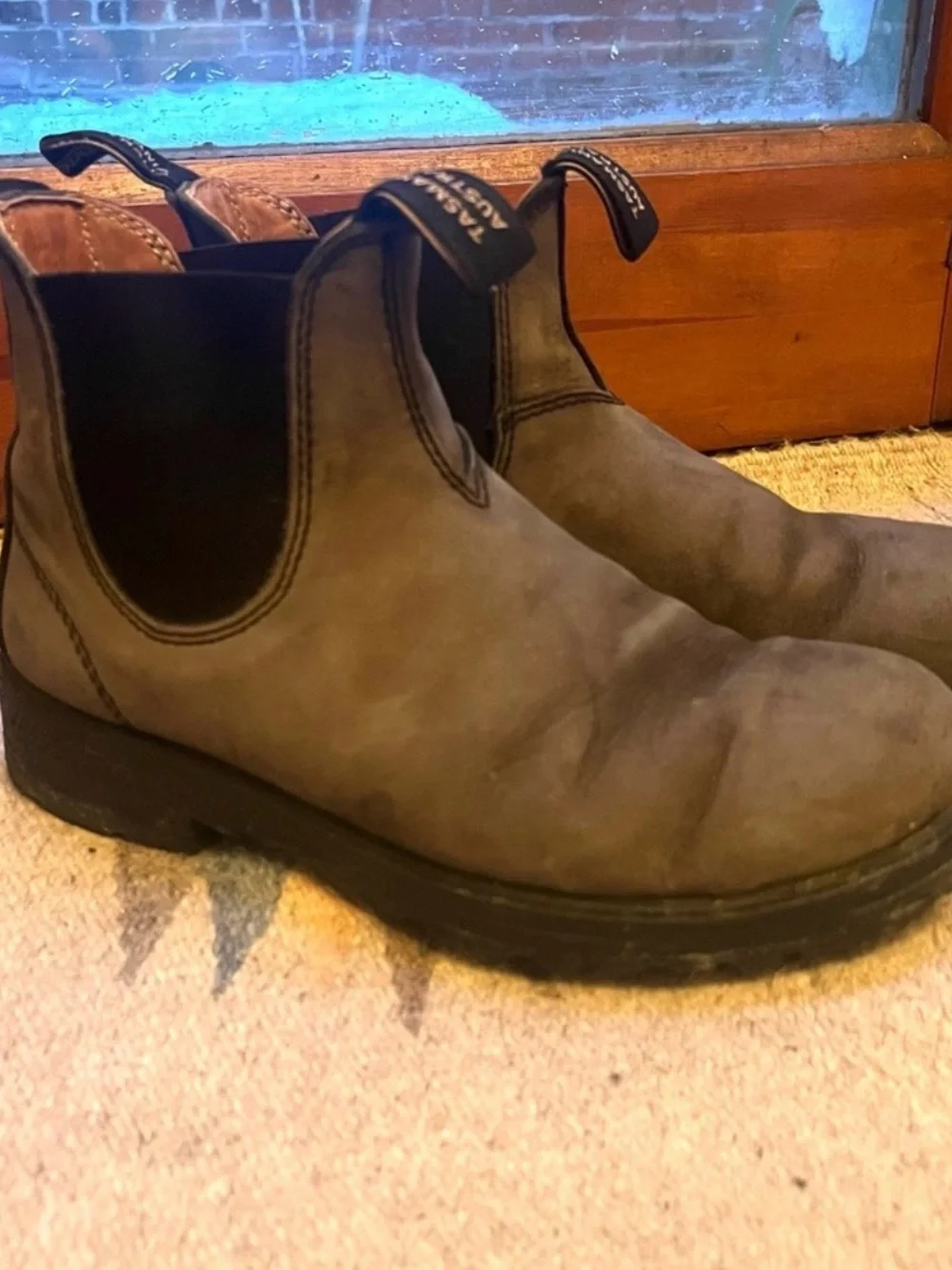 Blundstone women’s classic 587s in rustic black